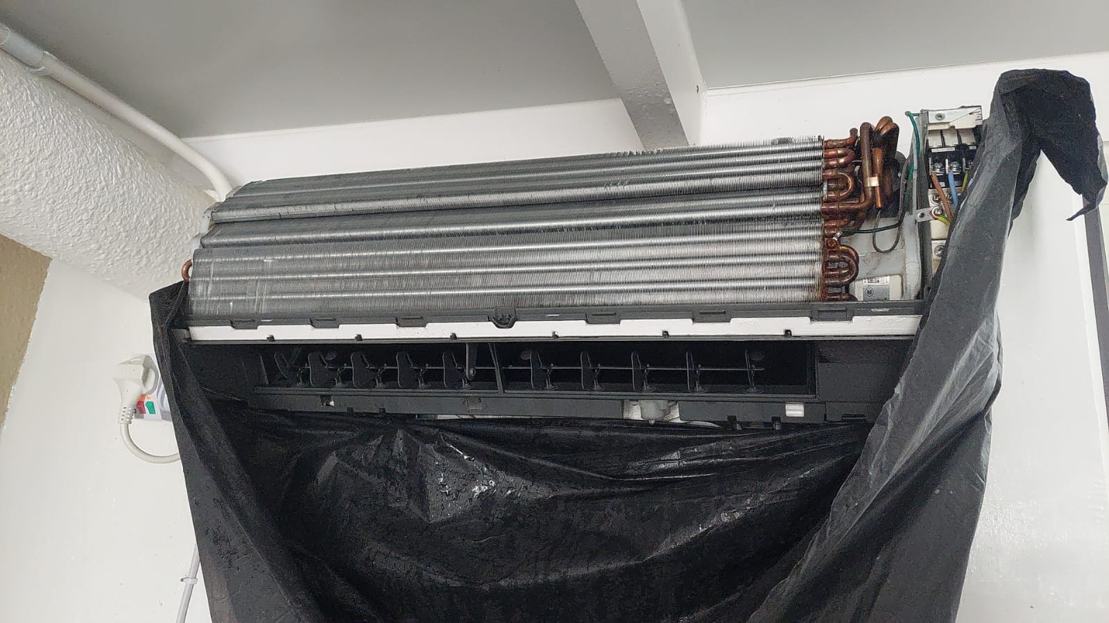Wall mount type air conditioner cleaning-North Point-20231222_after_image_2.jpg